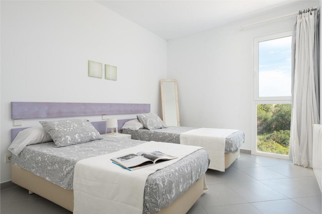 Stunning Marianella Gris, Pool, Bbq, Ac, Free Wifi Feriehus